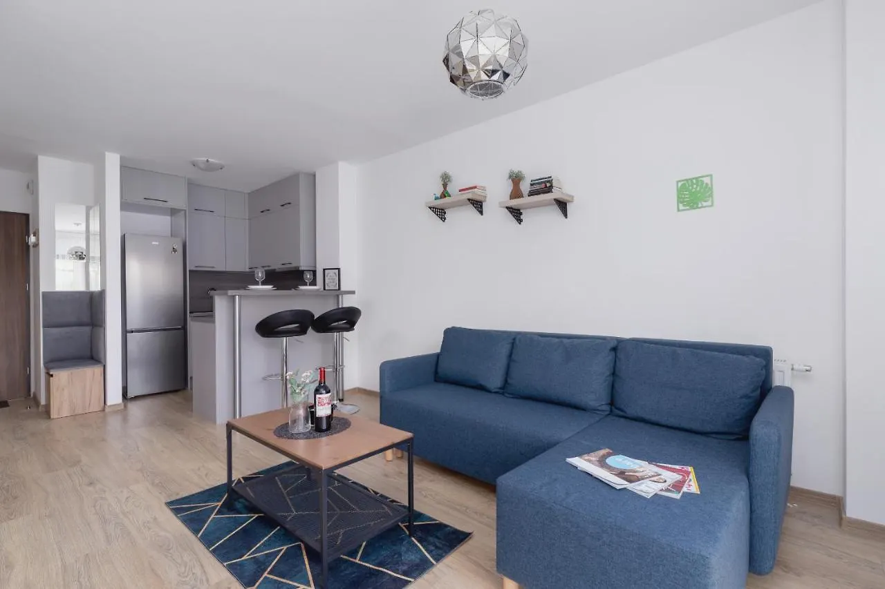 Family Apartment With Parking & Terrace By Noclegi Renters Krakow Poland