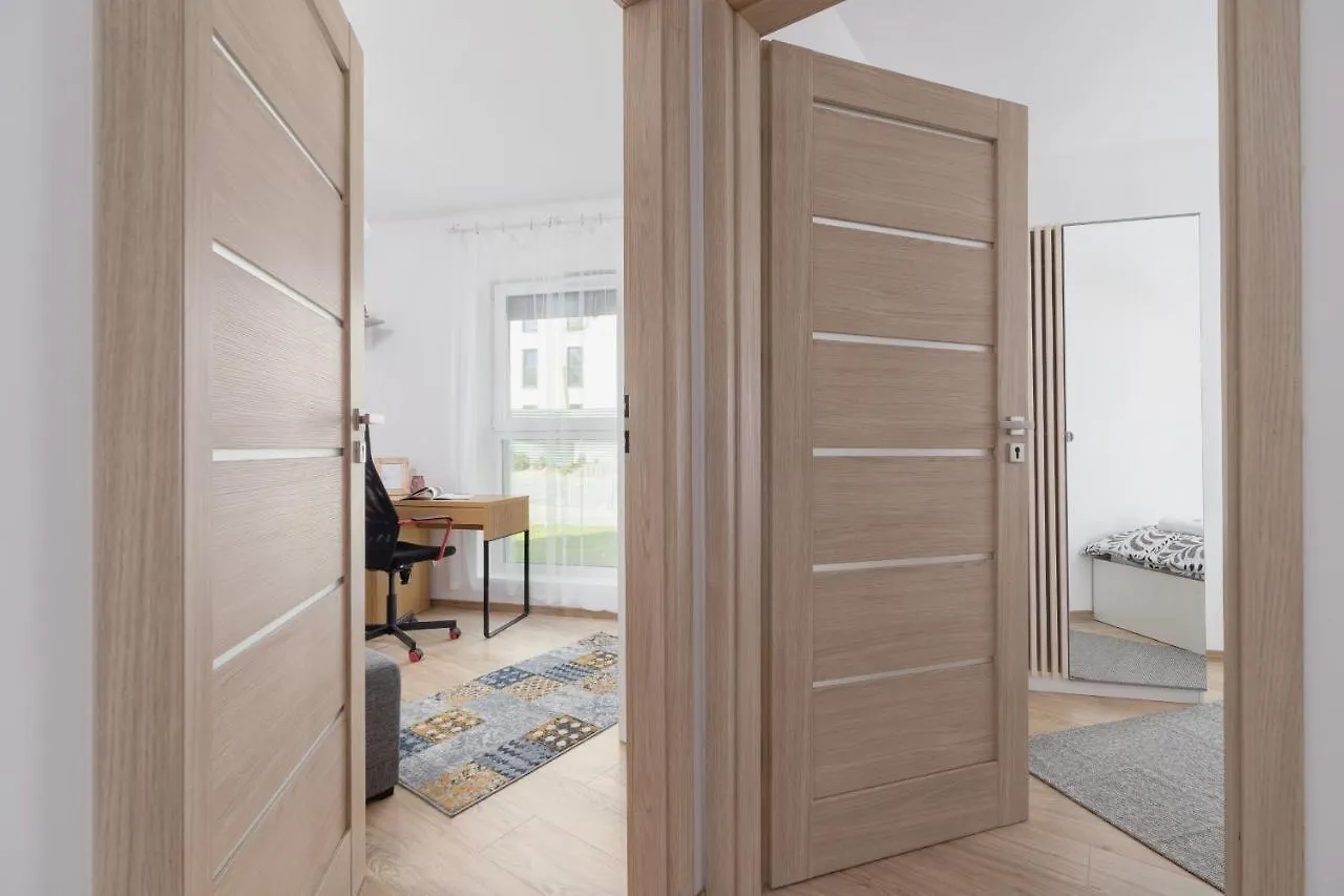 Family Apartment With Parking & Terrace By Noclegi Renters Krakow